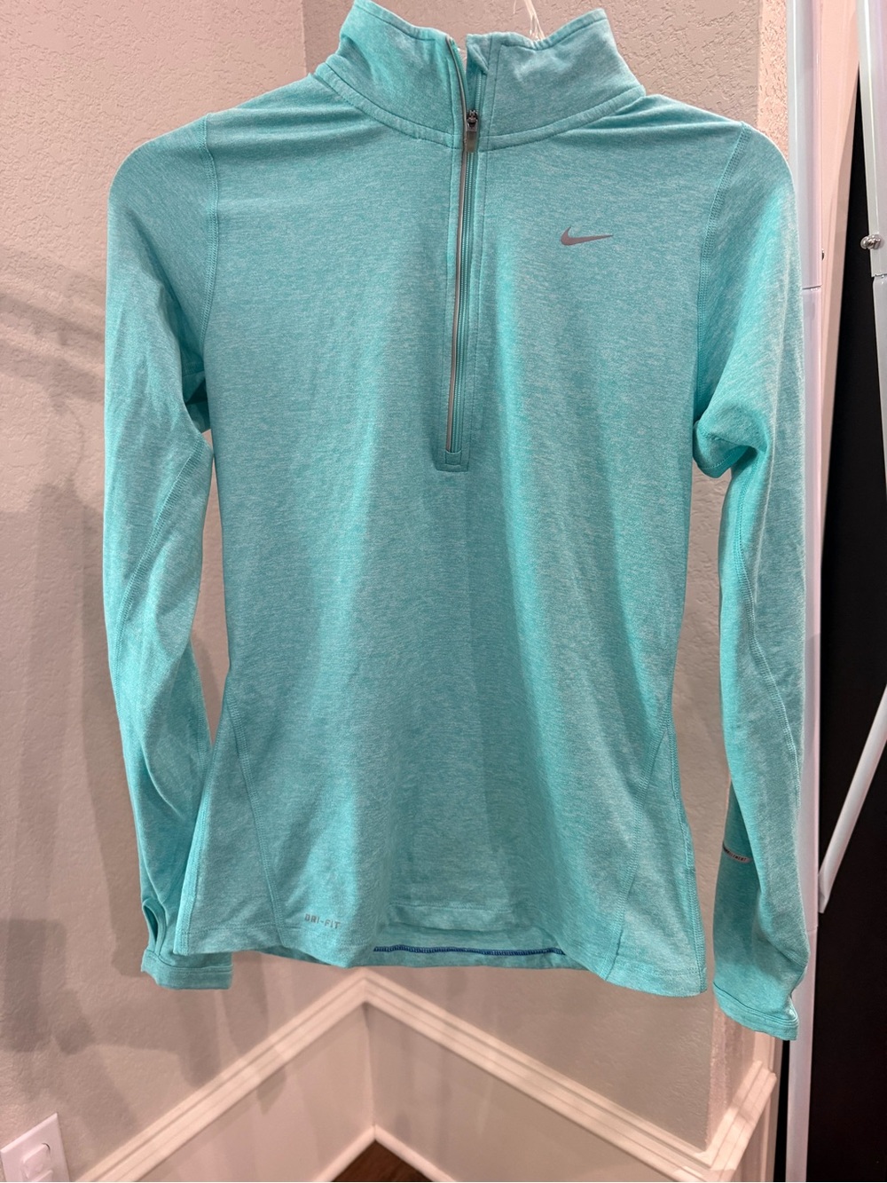 Nike Women's Aqua Quarter-Zip Long Sleeve Top